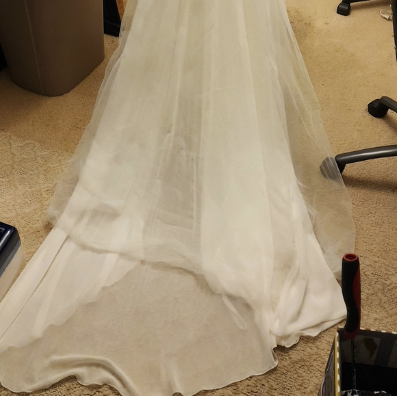 Couture beaded wedding dress 12 - Picture 9 of 15